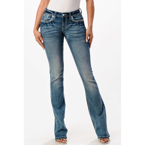 Grace In LA Women's Fleur Embellished Embroidered Pockets Bootcut Stretch Jeans - Picture 2 of 3